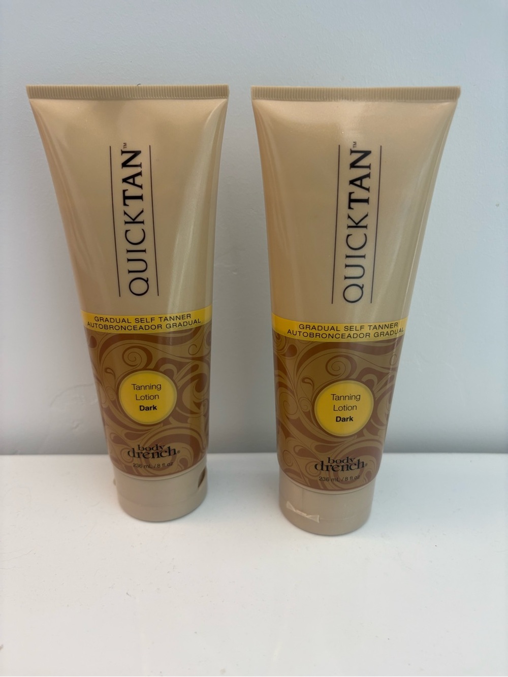 Gradual Self Tanner Tanning Lotion - Dark, Hydrating Brown Finish(2)